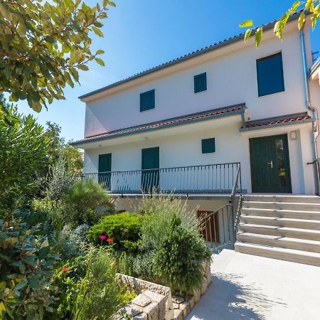 Apartments Loncaric Crikvenica Buitenkant foto