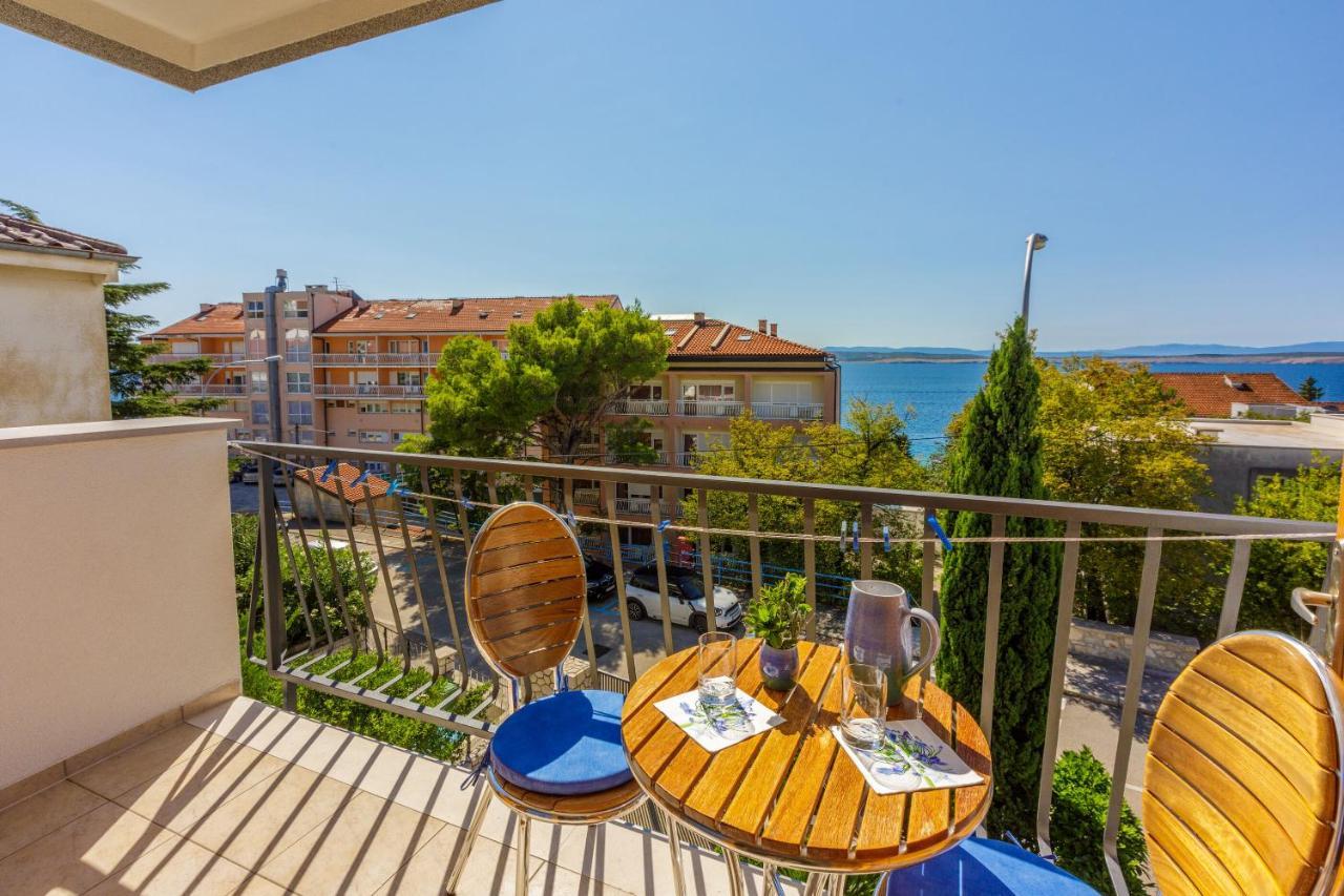 Apartments Loncaric Crikvenica Buitenkant foto