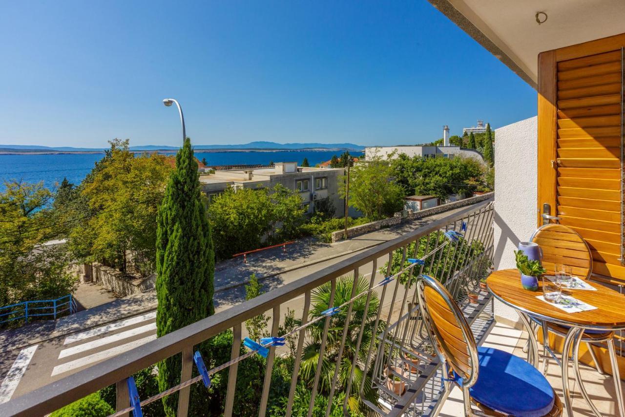 Apartments Loncaric Crikvenica Buitenkant foto