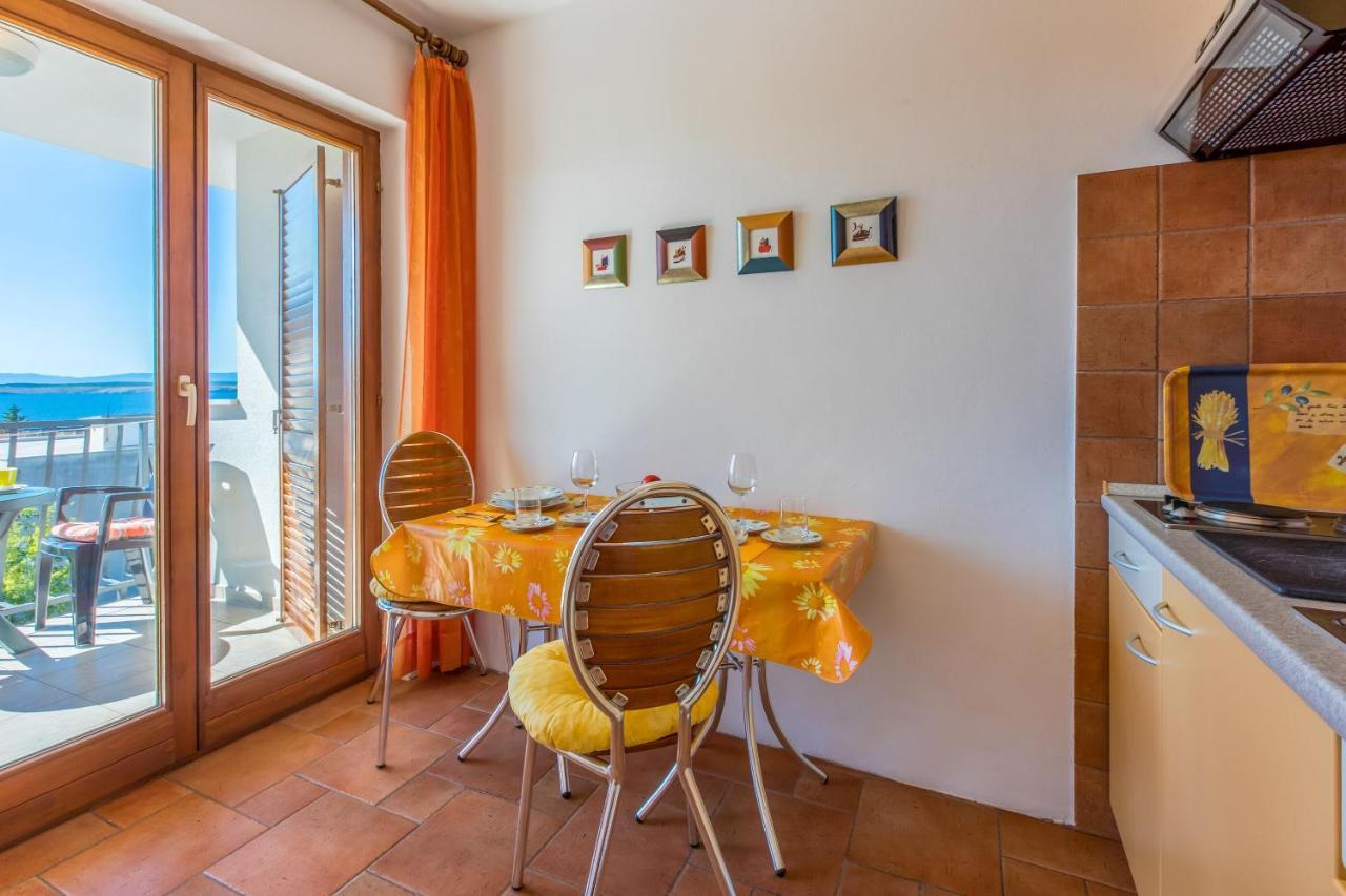 Apartments Loncaric Crikvenica Buitenkant foto
