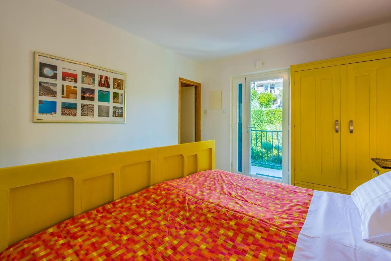 Apartments Loncaric Crikvenica Buitenkant foto
