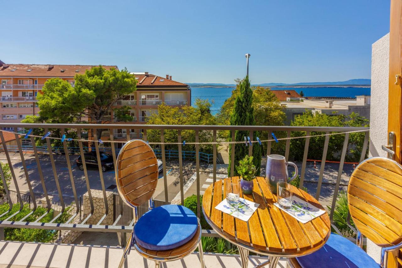 Apartments Loncaric Crikvenica Buitenkant foto
